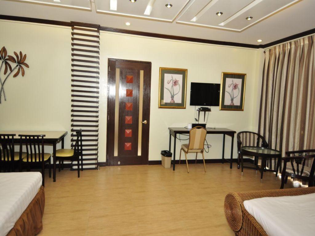 Seascape Resort Batangas Exterior foto