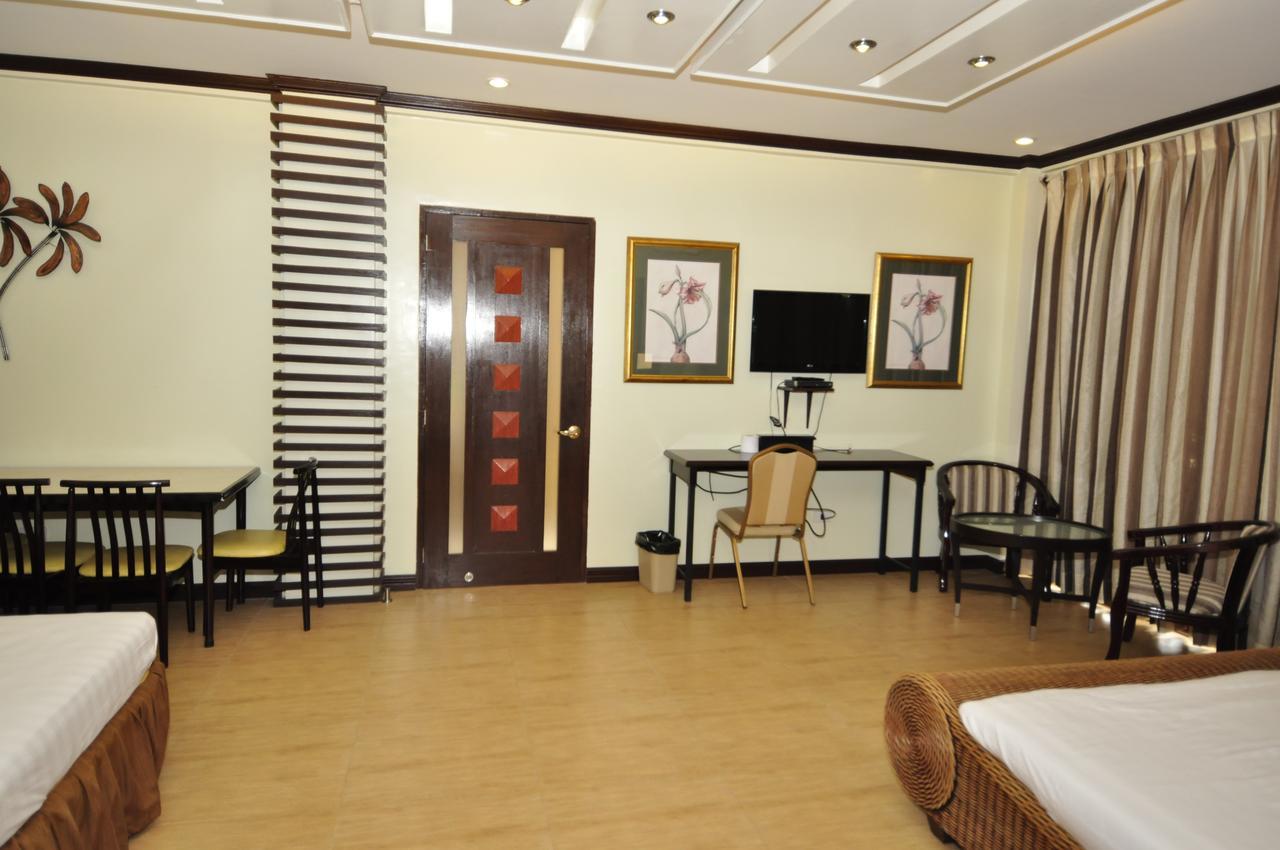 Seascape Resort Batangas Exterior foto